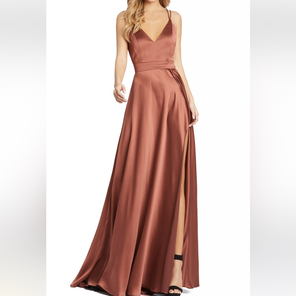 MAC DUGGAL
Strappy Back Satin Gown - Chocolate